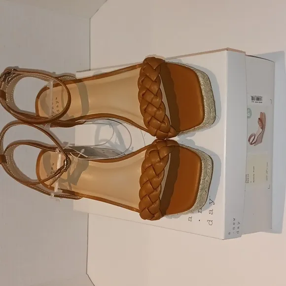🆕️ A New Day - Lovely Joyce Tan Sandals! ❤️