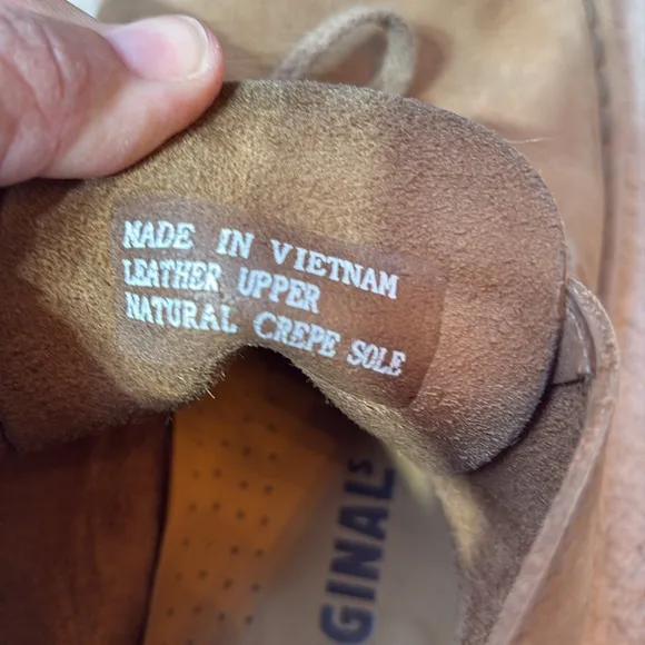 👟 Clark‘s originals Tan lace up leather desert boots with natural crêpe soles