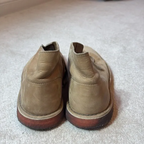 👟 Clark‘s originals Tan lace up leather desert boots with natural crêpe soles