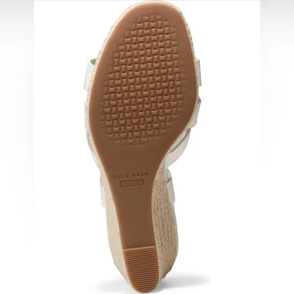 🐘🐘 Cole Haan Wedge Sandals