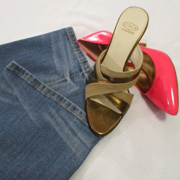 🌹💖 EXPRESS VINTAGE REROCK BOOT CUT JEANS – SIZE 2R – NWOT 🌹💖