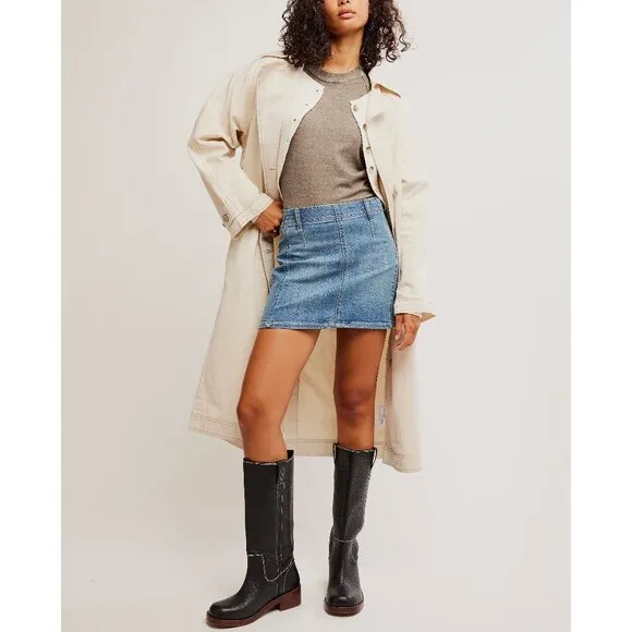 🆕 FREE PEOPLE We The Free Daylight Denim Mini Skirt / Daybreak