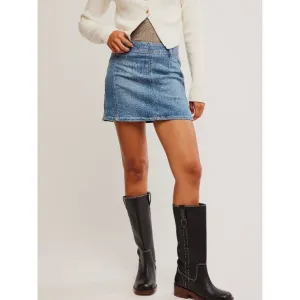 🆕 FREE PEOPLE We The Free Daylight Denim Mini Skirt / Daybreak