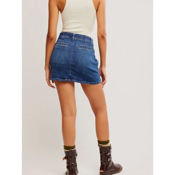 🆕 FREE PEOPLE We The Free Daylight Denim Mini Skirt / Helix