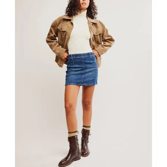 🆕 FREE PEOPLE We The Free Daylight Denim Mini Skirt / Helix