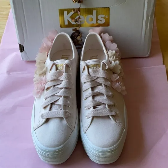 🌸 KEDS FLORAL SNEAKERS 🌸 NWT 🌸