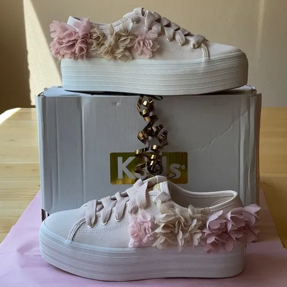 🌸 KEDS FLORAL SNEAKERS 🌸 NWT 🌸
