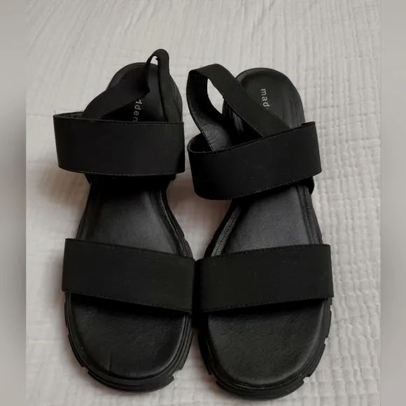 🖤 Madden Girl Harley 🖤 Black Strappy Block Heel Sandals Size 10 Classic Boho