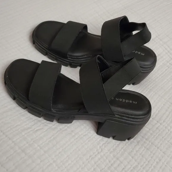 🖤 Madden Girl Harley 🖤 Black Strappy Block Heel Sandals Size 10 Classic Boho