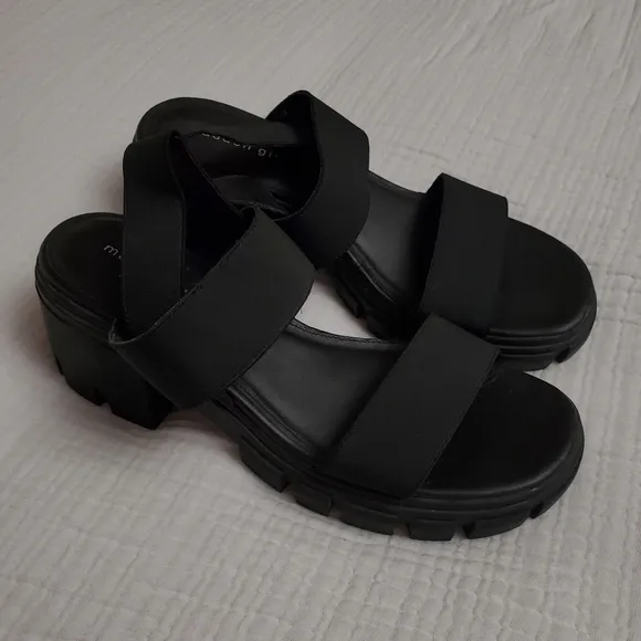 🖤 Madden Girl Harley 🖤 Black Strappy Block Heel Sandals Size 10 Classic Boho
