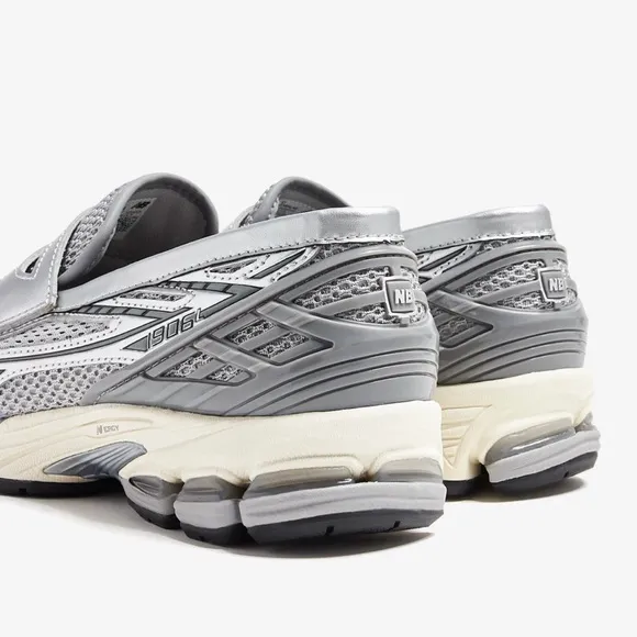 📎 NEW BALANCE 1906L LOAFERS SILVER 📎