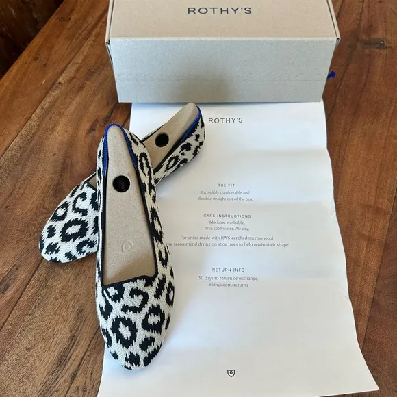 ☀️ NIB ROTHY’S Sandy Cat Lounge Loafers