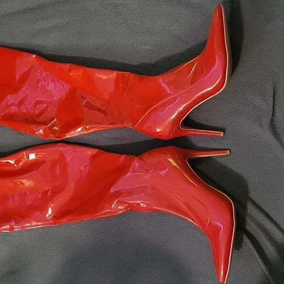 ❤️ NWOB PATENT LEATHER RED THIGH HIGH BOOTS SIZE 11
