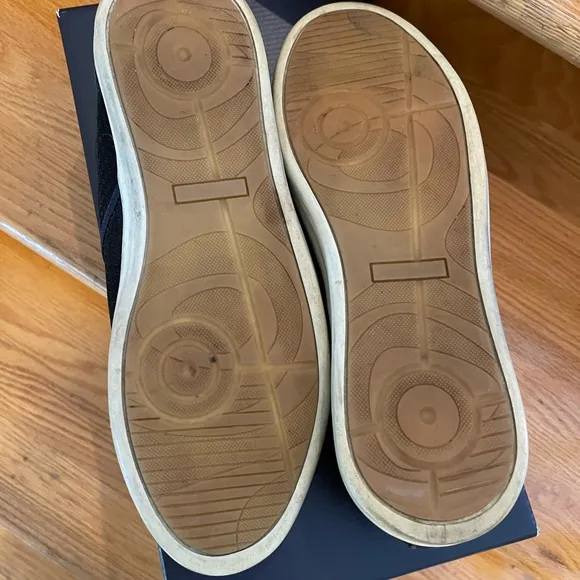 1901 Malibu Perforated Loafer Navy Nubuck Men's Size 10.5