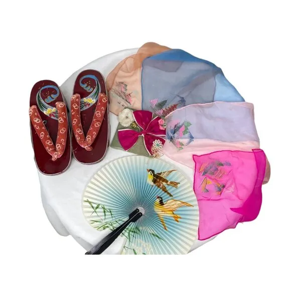 1940s Japanese Pajama gift set souvenir with shoes scarves hair bow and fan