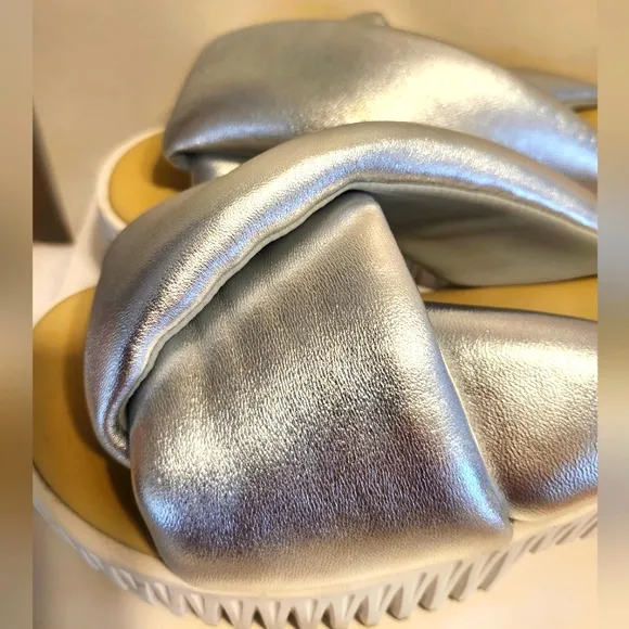4CCCCEES &quot;Plia Anda&quot; Metallic Silver Leather Sandals Sz.7/37 Ret $315 Worn Once!