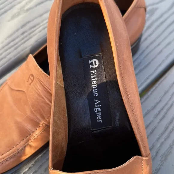 🤎A Etienne Aigner Jannie Size 5.5 Light Brown all Leather….