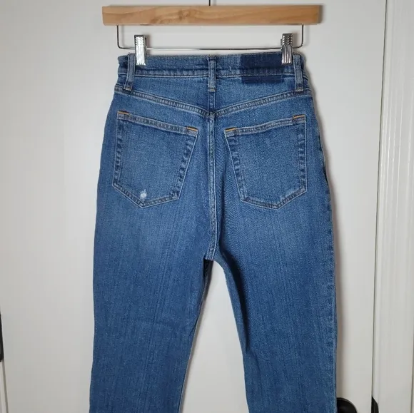 Abercrombie &amp; Fitch Curve Love Ankle Straight Ultra High Rise Jeans Size 26/2
