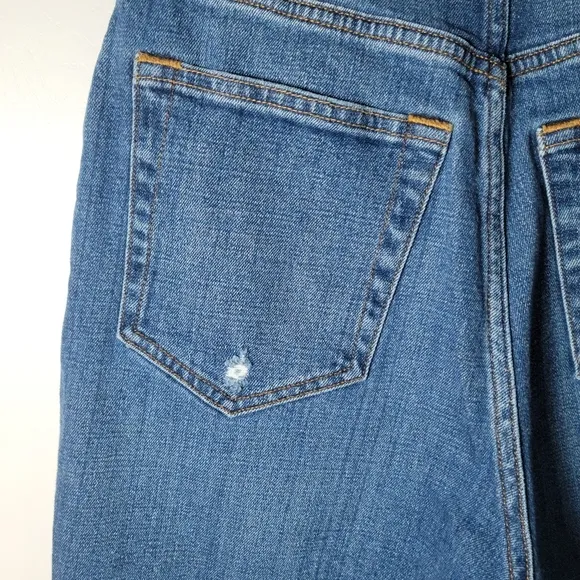 Abercrombie &amp; Fitch Curve Love Ankle Straight Ultra High Rise Jeans Size 26/2