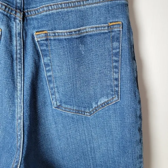 Abercrombie &amp; Fitch Curve Love Ankle Straight Ultra High Rise Jeans Size 26/2