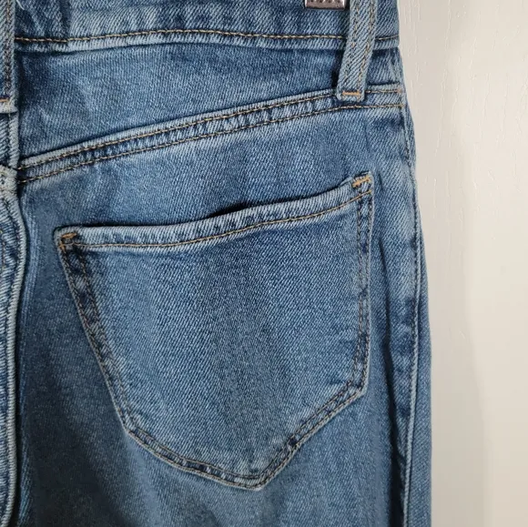 Abercrombie &amp; Fitch Ultra High Rise Vintage Flare Jeans Size 24/00R