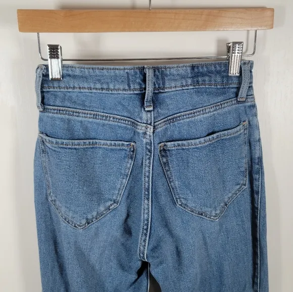 Abercrombie &amp; Fitch Ultra High Rise Vintage Flare Jeans Size 24/00R