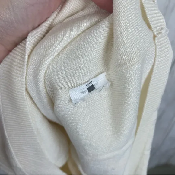Abercrombie and Fitch ivory stretch knit dress