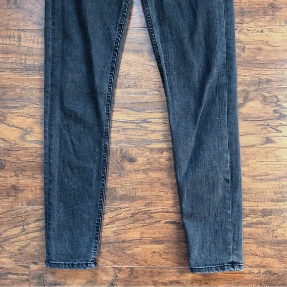 Acne Studios • Skin 5 skinny jeans Used Black faded denim mid rise ankle cropped