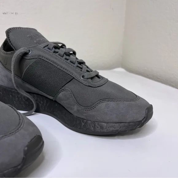 adidas New York Present X Daniel Arsham Dark Grey‎ Urban Trail Sneakers Men's 7