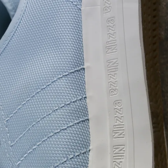 adidas Nizza RF Sky Tint / Off White Men's Original Casual Sneakers