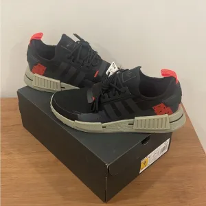 Adidas NMD R1 Urban Black Sneakers