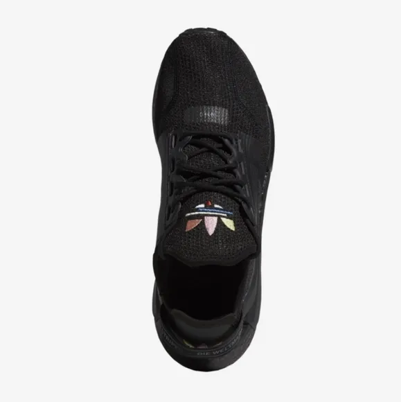 🌿ADIDAS NMDR1 SNEAKERS🌿