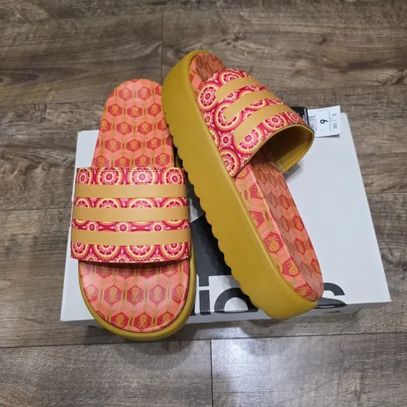 Adidas Platfoam Stylish Pink and Orange Slide Sandals Women Size 8
