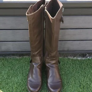 Aerosoles Hayride Womens Riding Boots with Side Stretch Panel for Wider Calfs