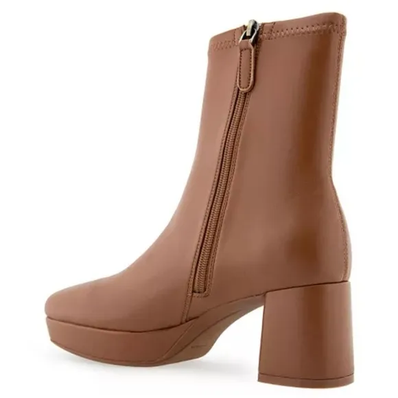 AEROSOLES “Sussex” Mid-Calf Platform Zip Up Boots in Cognac. New Without Tag.
