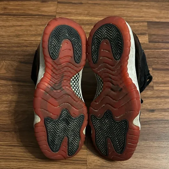 Air Jordan 11 Retro Playoffs Bred GS Sneakers, Size: 6.5Y