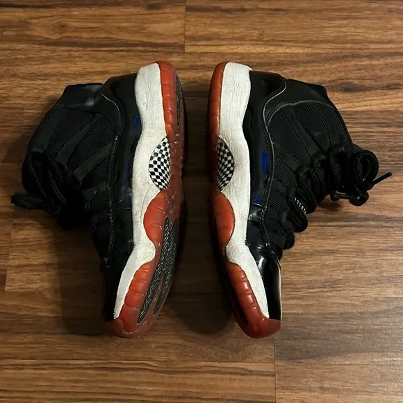 Air Jordan 11 Retro Playoffs Bred GS Sneakers, Size: 6.5Y