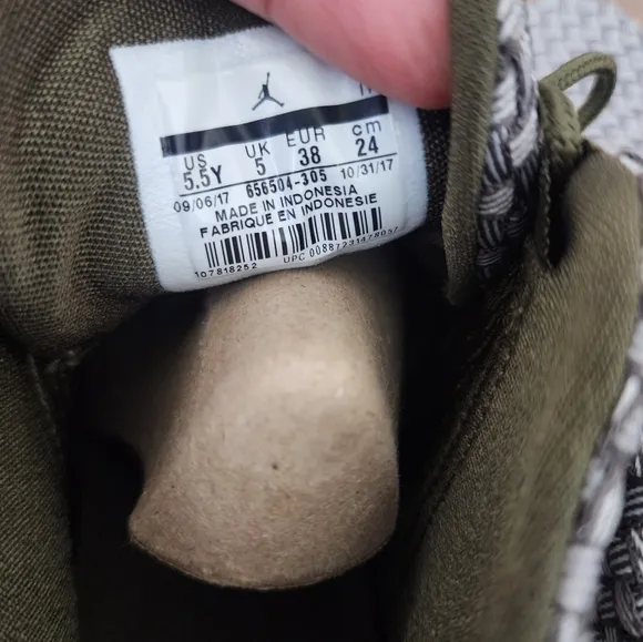 Air Jordan Future BG Olive Canvas Sneaker size 5.5Y/ Womens 7/ Euro 38