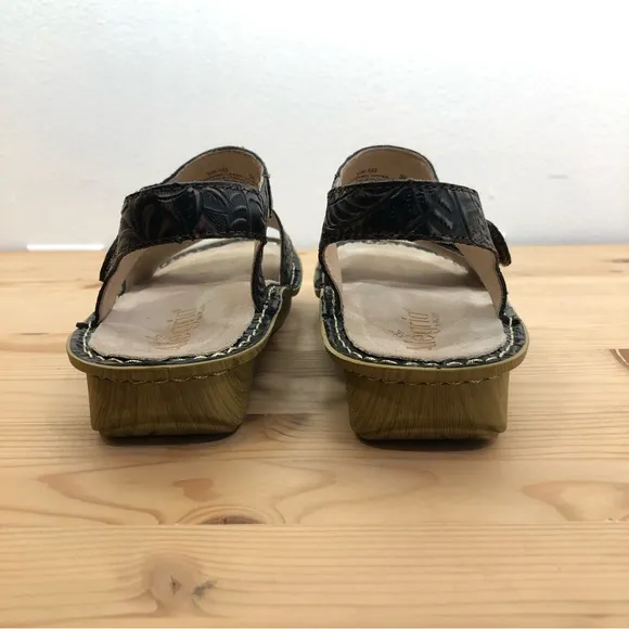Alegria 39 Sandals Vik-153 Leather Embossed Floral Women Bronze Metallic Comfort