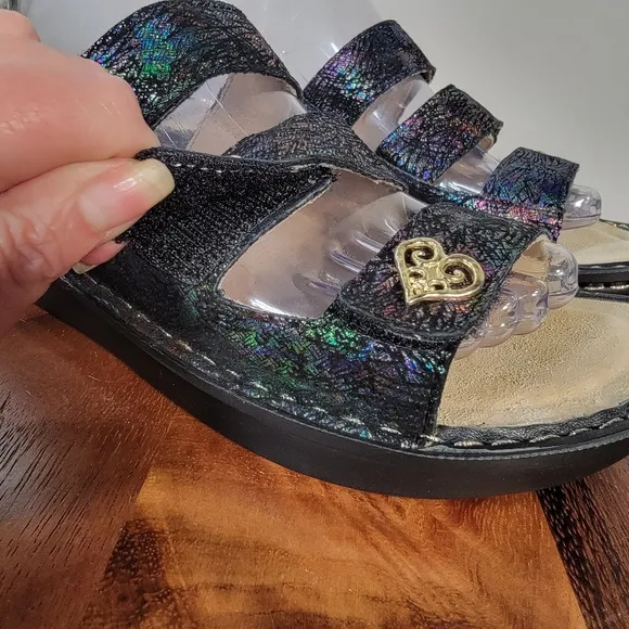 Alegria Audrey Iridescent Slide Sandals Three Strap Heart Decoration Size 39