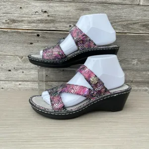 ALEGRIA LOTI LOT -299  METALLIC WEDGE STRAPPY SANDALS SIZE 38