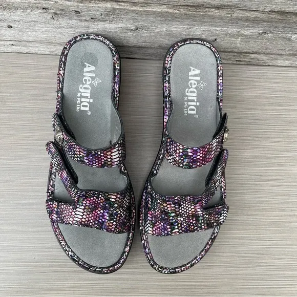 ALEGRIA LOTI LOT -299  METALLIC WEDGE STRAPPY SANDALS SIZE 38