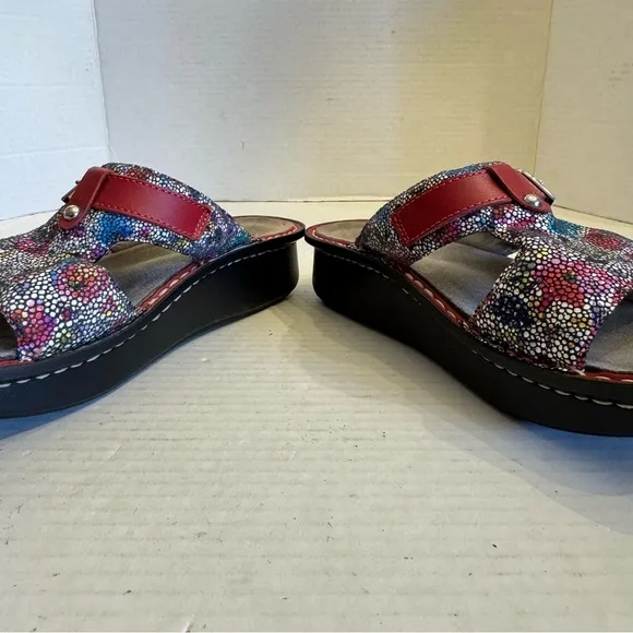 Alegria Peg-447 Red Floral Sandals Comfort Shoes SIZE 7 EUR 37