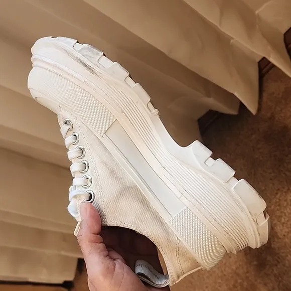 Alexander McQueen Tread Slick Canvas Low Top Sneakers