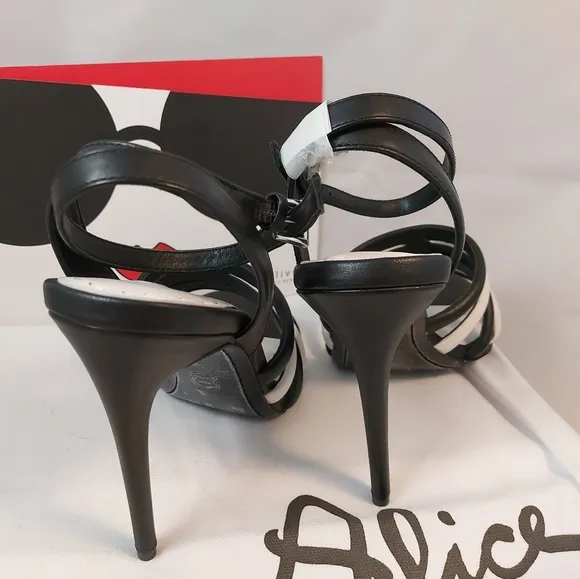 Alice Olivia black/white Thalia sandals sz 8
