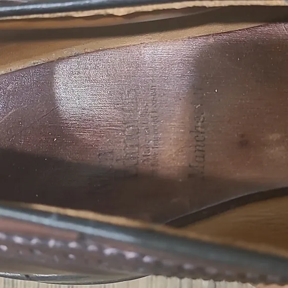 ALLEN EDMONDS MANCHESTER BURGUNDY BROWN WING TIP TASSEL LOAFERS