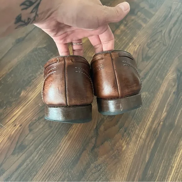 Allen Edmonds Men's Saratoga Brown Slip On Loafers W/Tassels Size 13D
