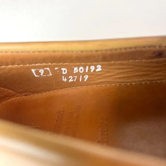 Allen Edmonds Men's Nashua Leather Slip-On Loafers in Walnut Sz 9