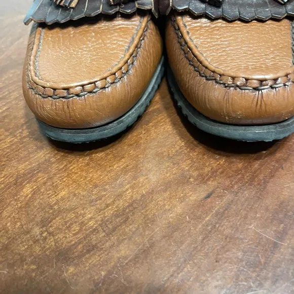 Allen Edmonds Nashua Moccasin  Loafers kiltie tassels slip on