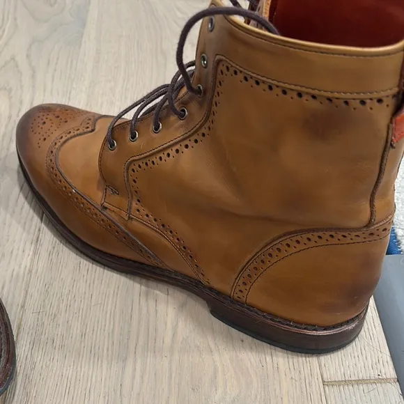 Allen Edmonds Tan Wingtip Brogue Boots
